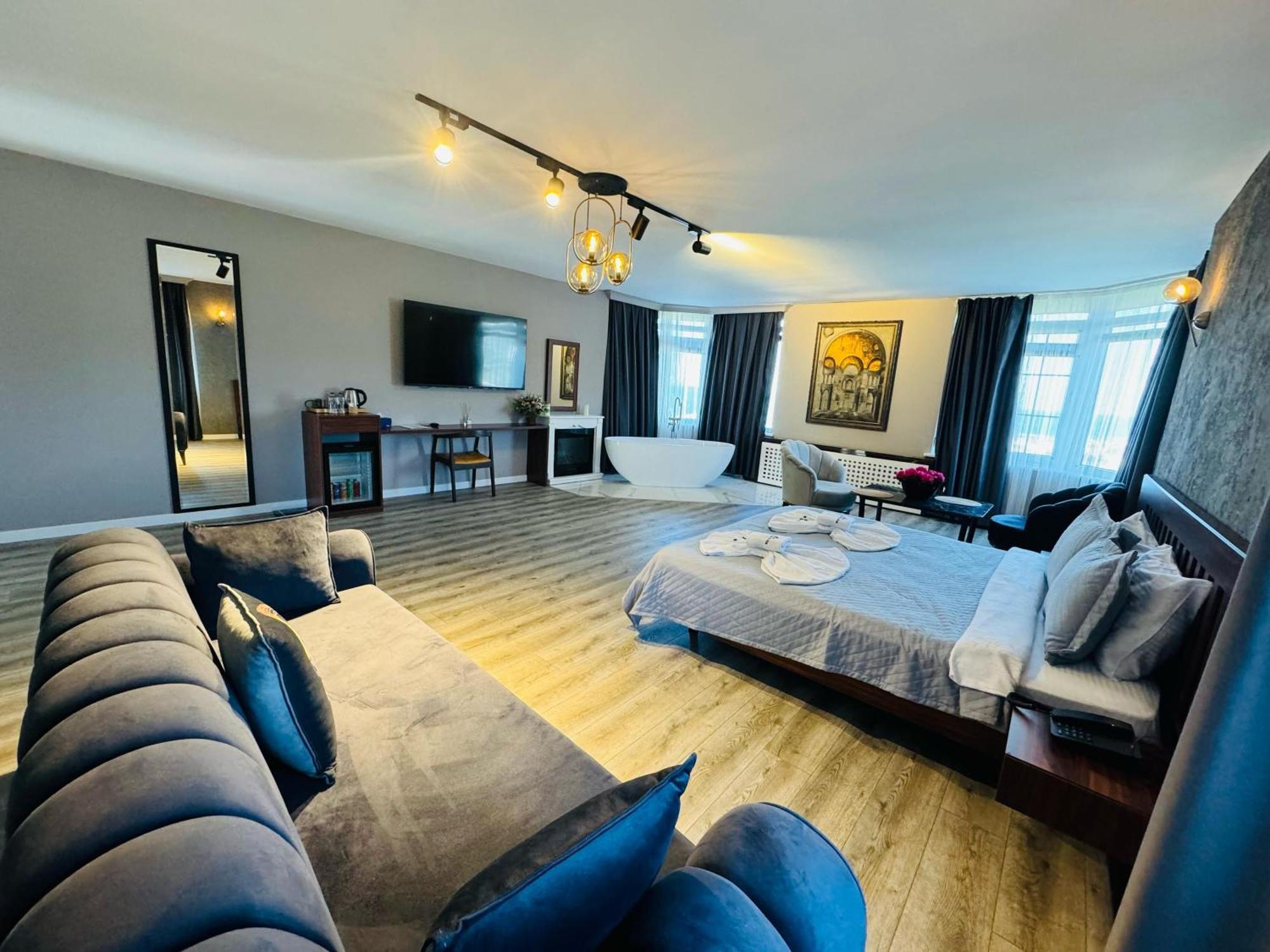 Istanbul Airport Treekos Suite Hotel Karaburun  Exteriör bild