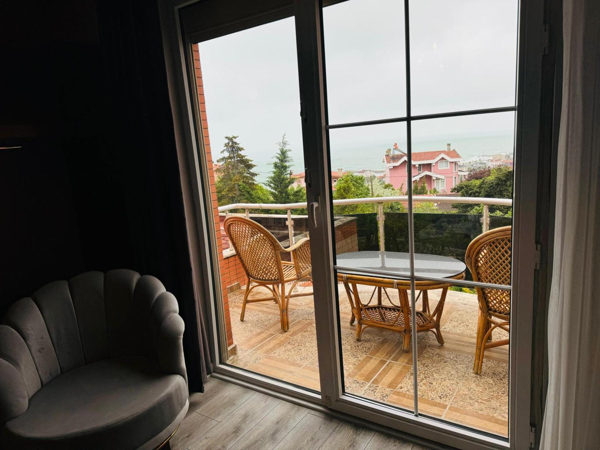 Istanbul Airport Treekos Suite Hotel Karaburun  Exteriör bild