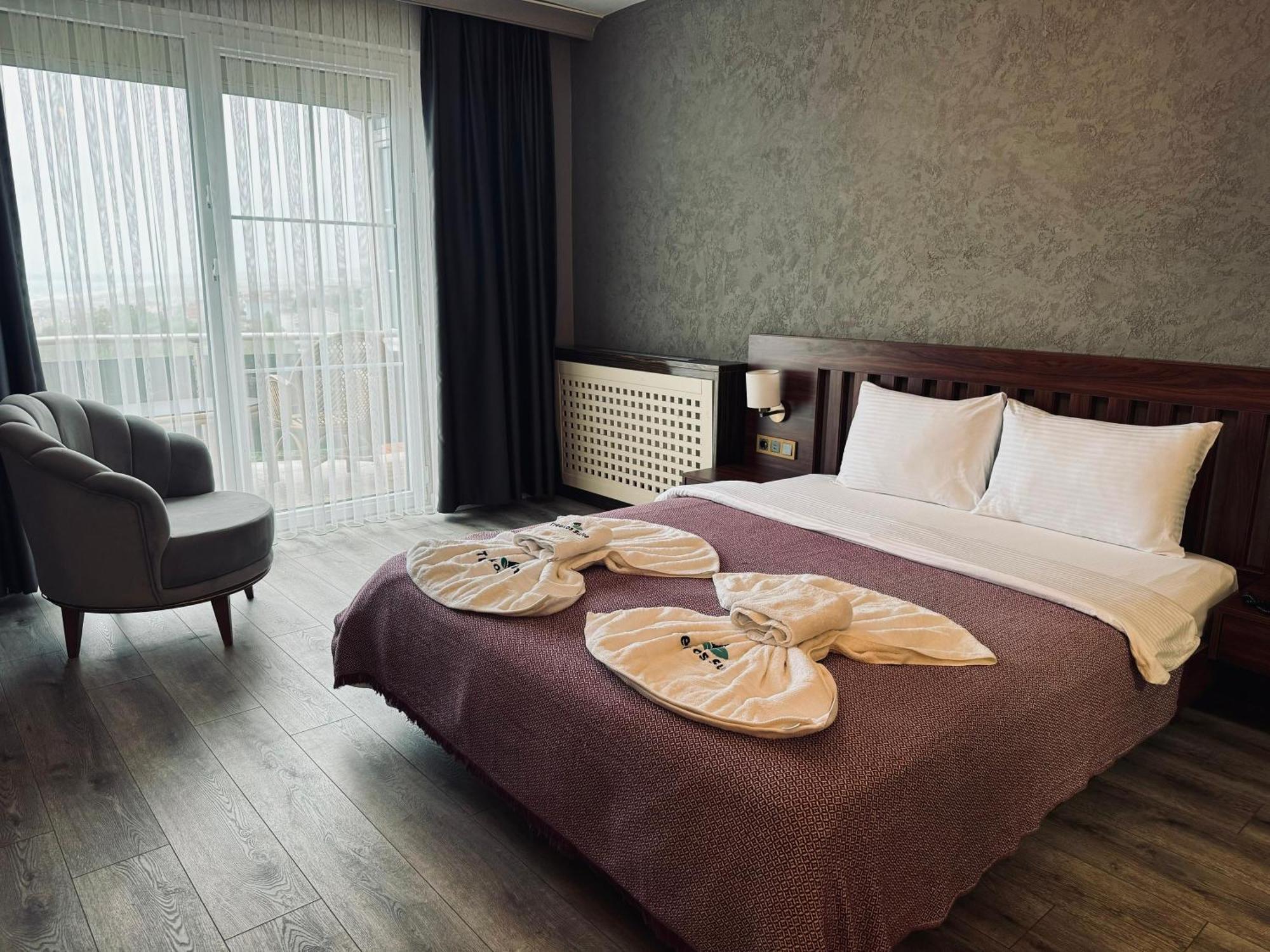 Istanbul Airport Treekos Suite Hotel Karaburun  Exteriör bild